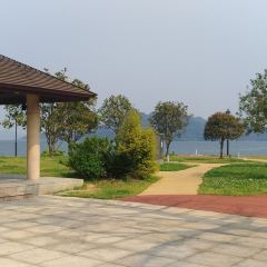 Yuyaosiminghukaiyuanshanzhuangxiaweiyi Western Restaurant User Photo