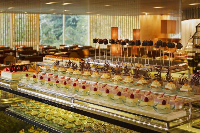 Best Buffet Hong Kong | Cafe TOO at Island Shangri-La2