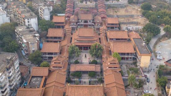 春節期間去的梅峰寺，忽然覺得福建這樣的地方其實更適合生活，他