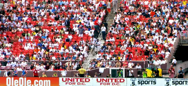 Hotels near FedExField
