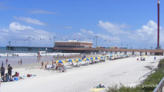 Daytona Beach Boardwalk and Pier