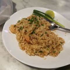 PENG LAI YI XIAN JU YU GU CAI User Photo