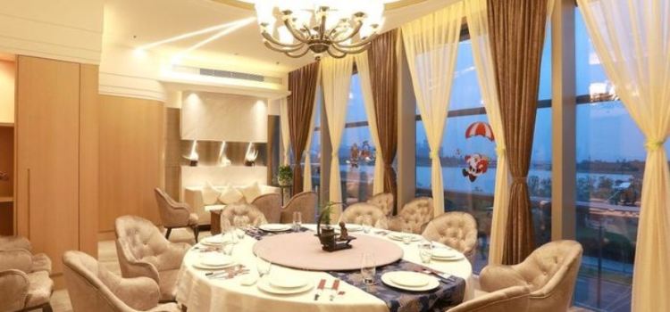 GUAN HAI RESTAURANT HALL