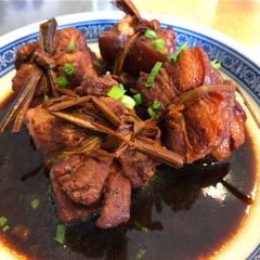 百萬叔·山里私房菜(旺山店) User Photo