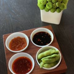 YUE JING XUAN User Photo