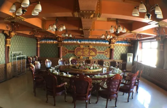 白鹿苑蒙餐(鄂溫克賓館店)