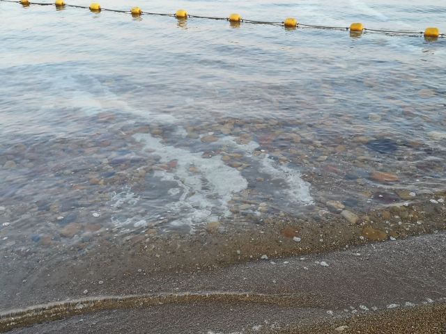 死海