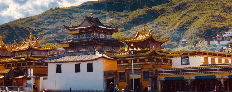 Longwu Temple