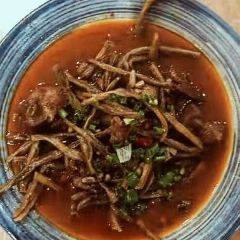 尹二姐守艺川菜(美专校街店) User Photo