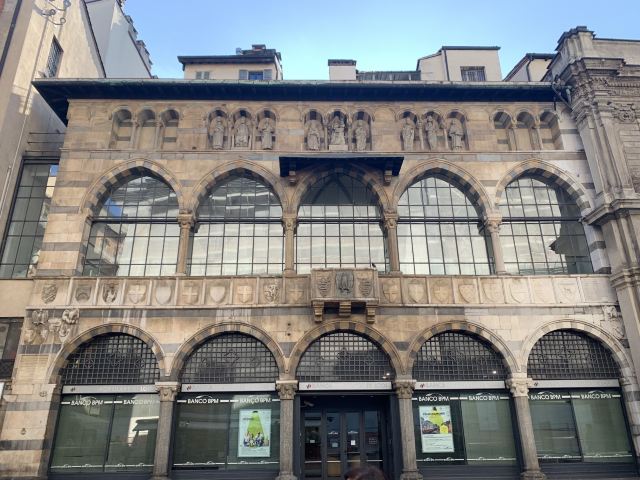 Loggia degli Osii
