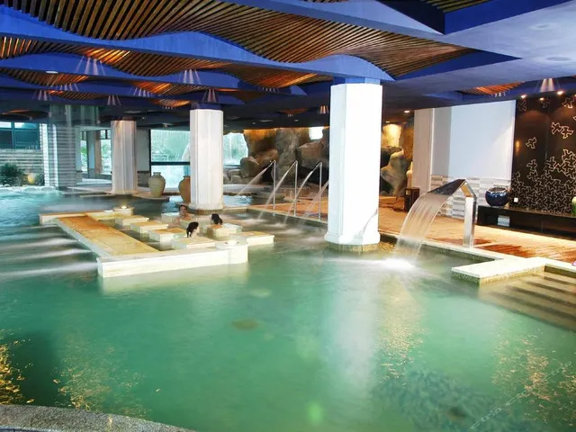 Top 10 Featured Hot Springs in Chengdu to Refresh You