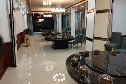 Squeezy Hot Pot Restaurant