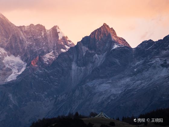 Siguniang Mountain Two Peaks