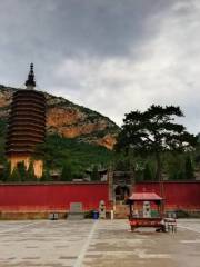 Jue Mountain Temple