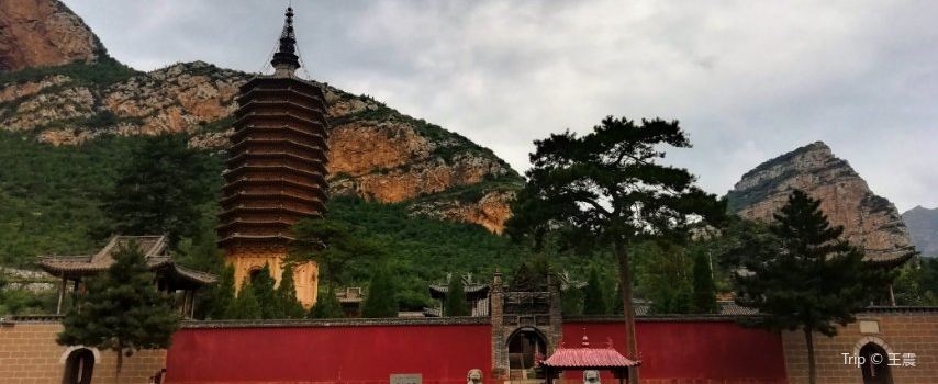 Jue Mountain Temple