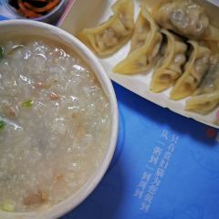 Honglazhuhaixianzhoucheng·24xiaoshi Restaurant (zhongshanlu) User Photo