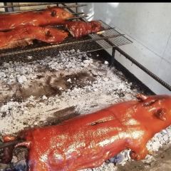 王哥四更烤乳猪店 User Photo