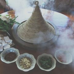 野生菌蒸汽石锅鱼 User Photo