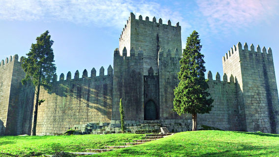 Guimarães Castle