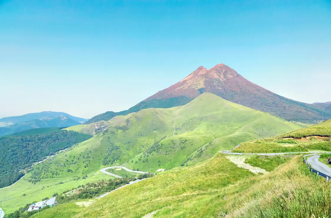 Hotels near Mount Yufu