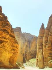 Jingtai Yellow River Stone Park