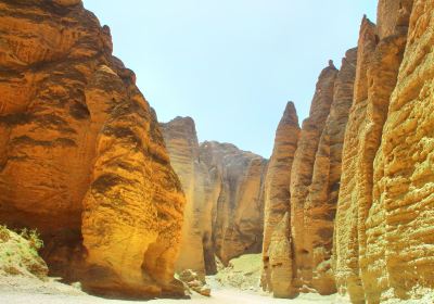 Jingtai Yellow River Stone Park