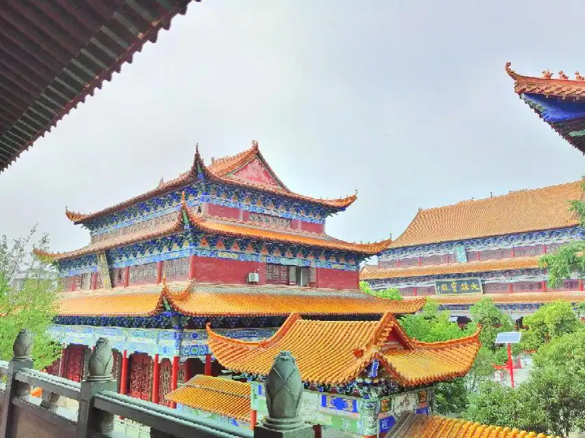 Hotels near Zhanghua Temple