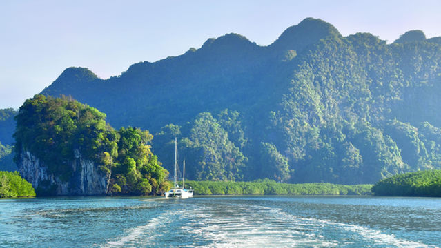 Ao Thalane Kayak Krabi
