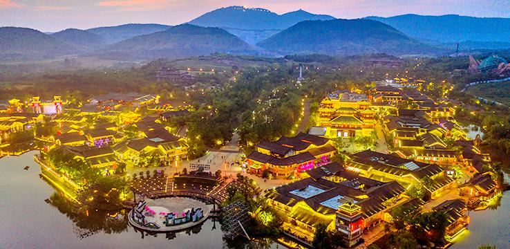 Oriental Saltlake Resort