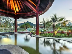 Holiday Inn Resort