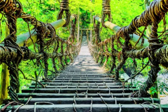 이야노 카즈라바시