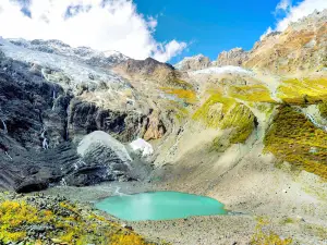 Ice Lake, Moirig Snow Mountain