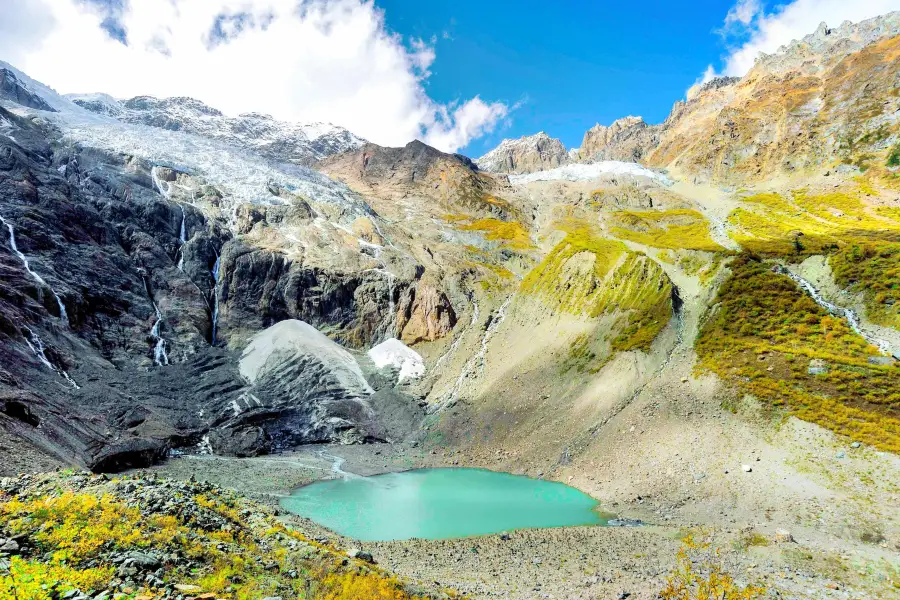 Ice Lake, Moirig Snow Mountain