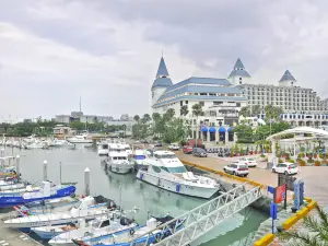 Tamsui Fisherman's Wharf