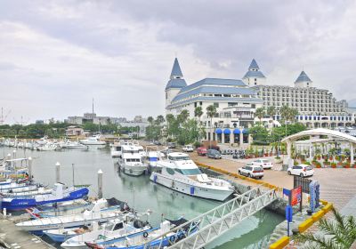 Tamsui Fisherman's Wharf