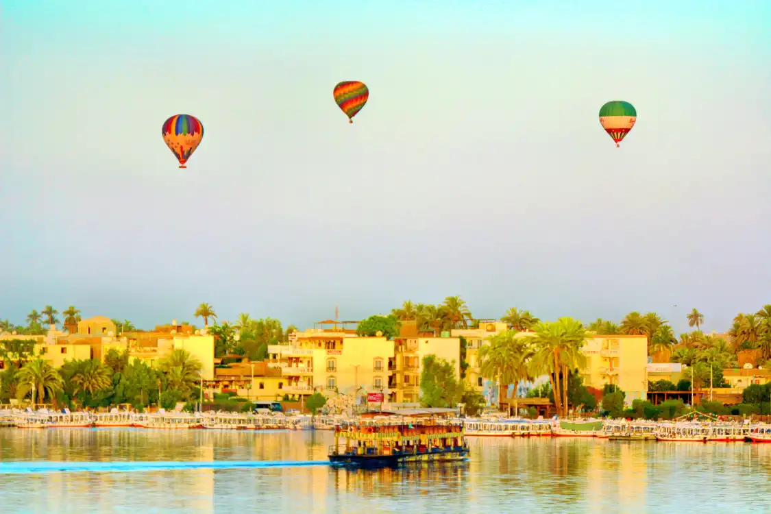 Hotels near Nile