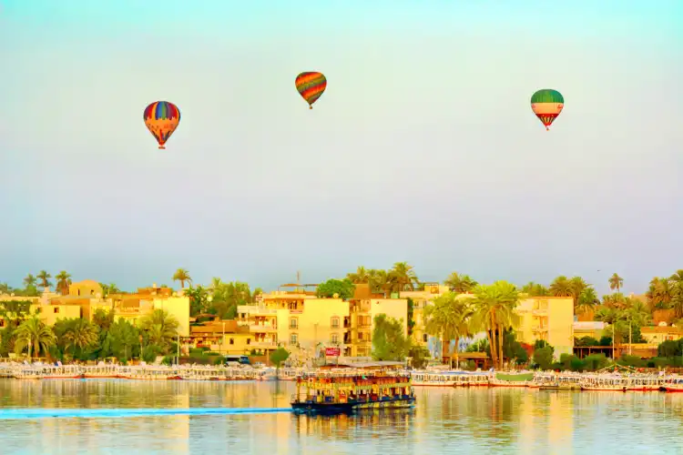 Hotel dekat River Nile