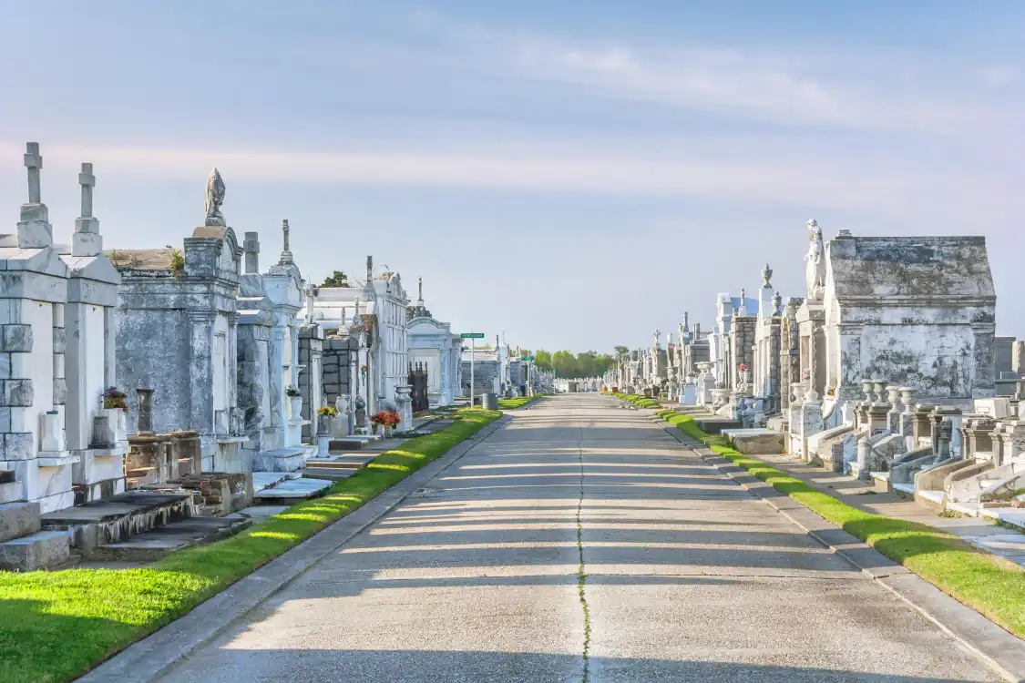 Hotel dekat Lafayette Cemetery