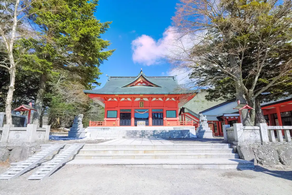 Отели рядом с достопримечательностью «Akagi Shrine»