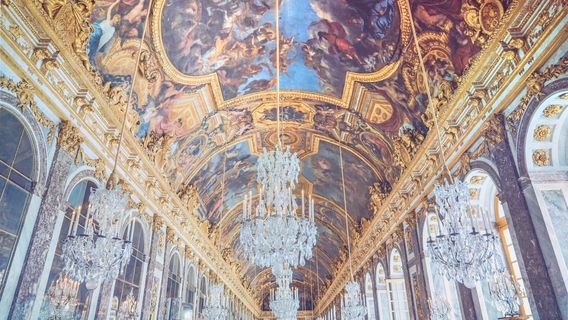 Versailles