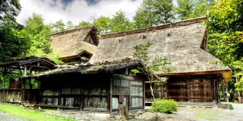 日本民家集落博物館
