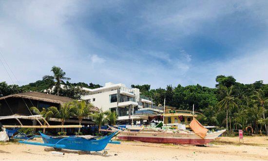 Ilig Iligan Beach