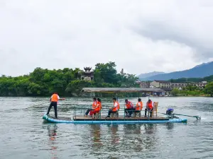 桃花潭10℃竹筏漂流