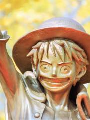 Monkey D. Luffy statue