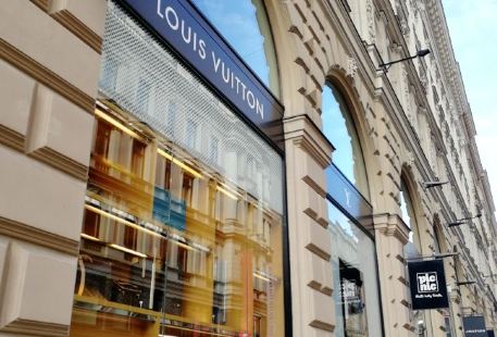 Louis Vuitton Helsinki Store