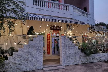 钟小哥伙食中心