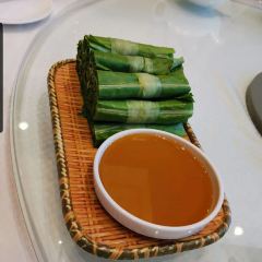 大匠工房古船木艺术餐厅·猪肚鸡专门店(兴工北街店) User Photo