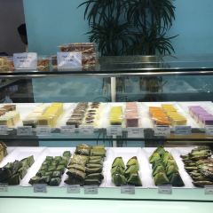 Nyonya Colors First World Plaza User Photo