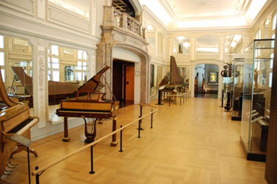 MIM - Musical Instruments Museum