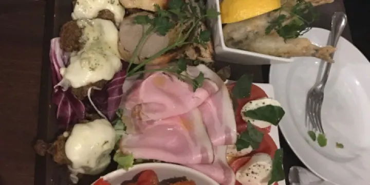 吉野家 三鷹駅南口店